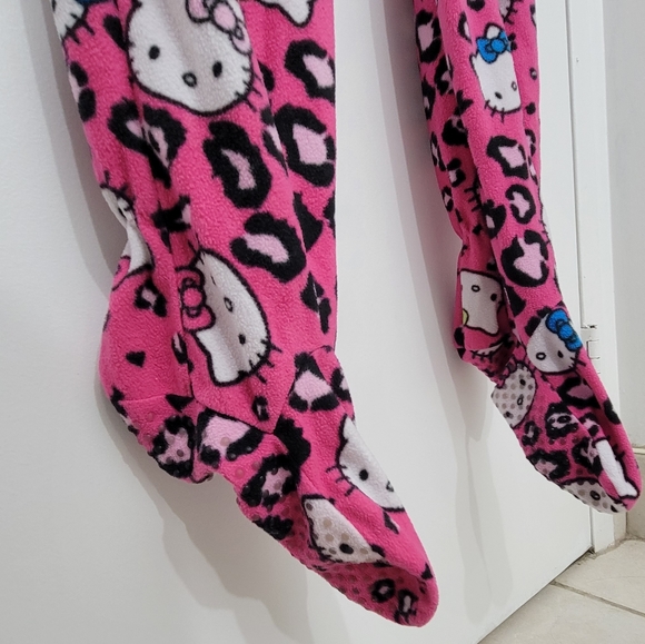 ❤️[3/$35] Hello Kitty Onesie Footed Pajamas - Picture 4 of 6